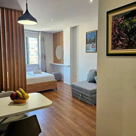 Blue Studio, Modern & Beachfront - By Beta Premium * 골렘