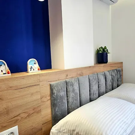 아파트 Blue Studio, Modern & Beachfront - By Beta Premium 골렘