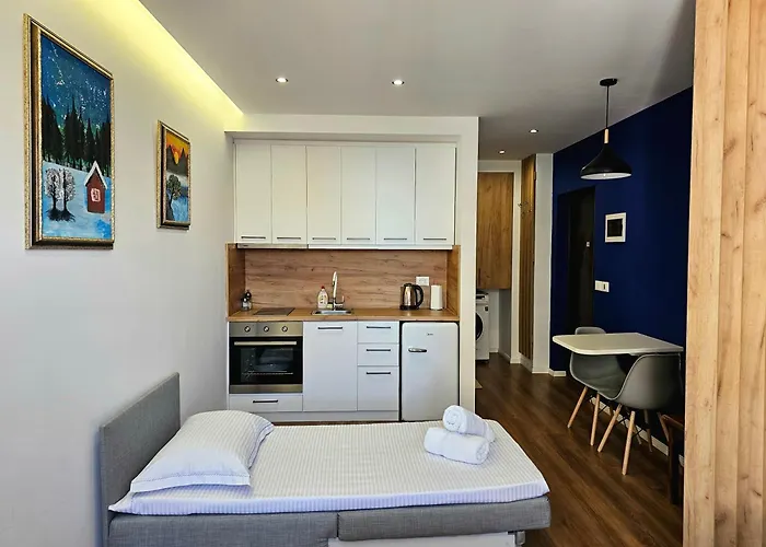 Blue Studio, Modern & Beachfront - By Beta Premium Appartement Golem (Tirana)