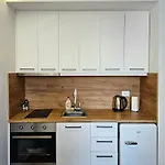 Blue Studio, Modern & Beachfront - By Beta Premium