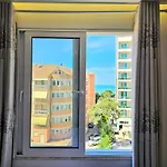 Blue Studio, Modern & Beachfront - By Beta Premium