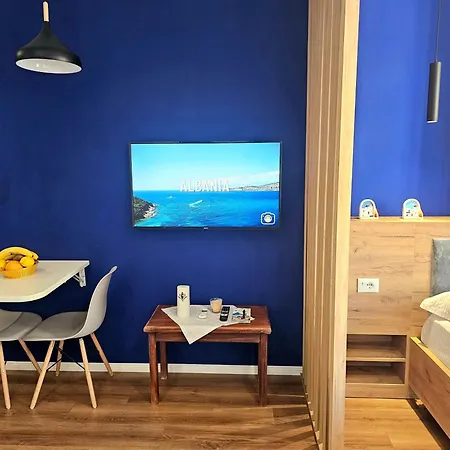 Blue Studio, Modern & Beachfront - By Beta Premium Apartment *