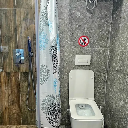 Blue Studio, Modern & Beachfront - By Beta Premium