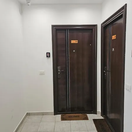 Blue Studio, Modern & Beachfront - By Beta Premium Golem (Tirana)